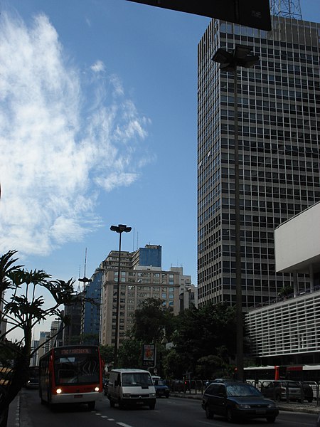 File:Avenida Paulista (1943009426).jpg