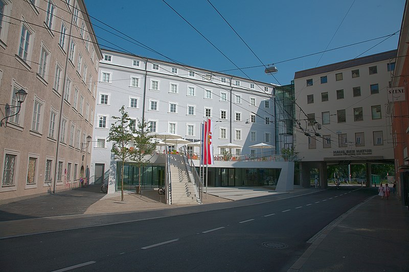 File:Haus der Natur Salzburg 2009.jpg