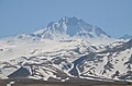 Neďaleká hora (vyhasnutá sopka) Erciyes Dağı