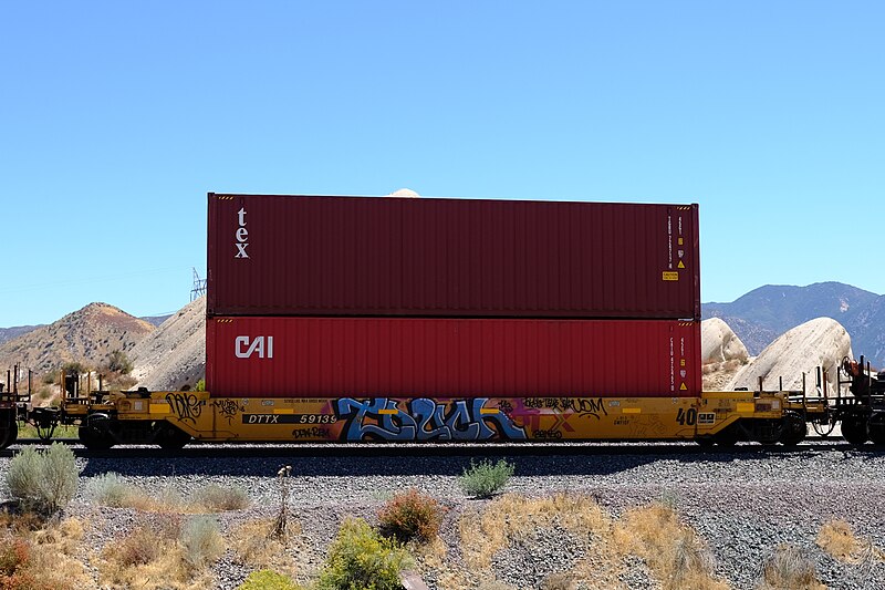 File:Freight Benching in SoCal - 8-30-2020 (50300237476).jpg