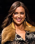 Irina Shayk - 2014 (cropped).jpeg