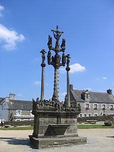 Le calvaire de l'enclos paroissial de Saint-Thégonnec (Finistère).