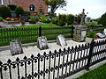 Grabmale auf dem Friedhof von St. Stefanus in Westerhever