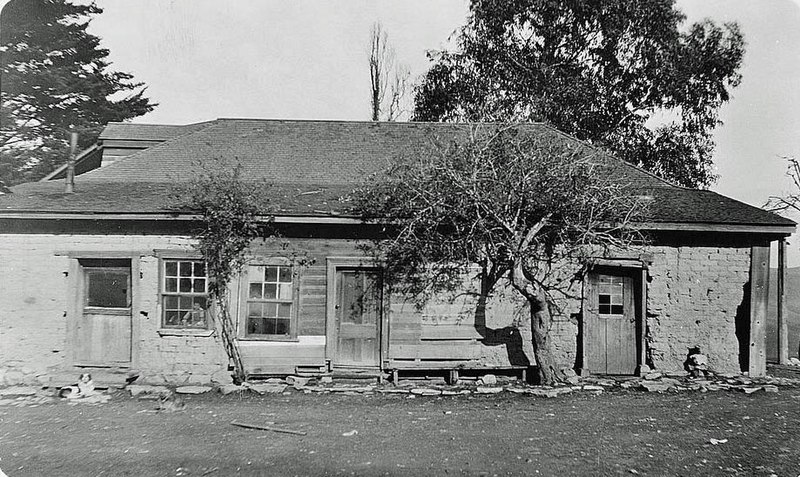 File:Moraga Adobe (Orinda, CA).jpg