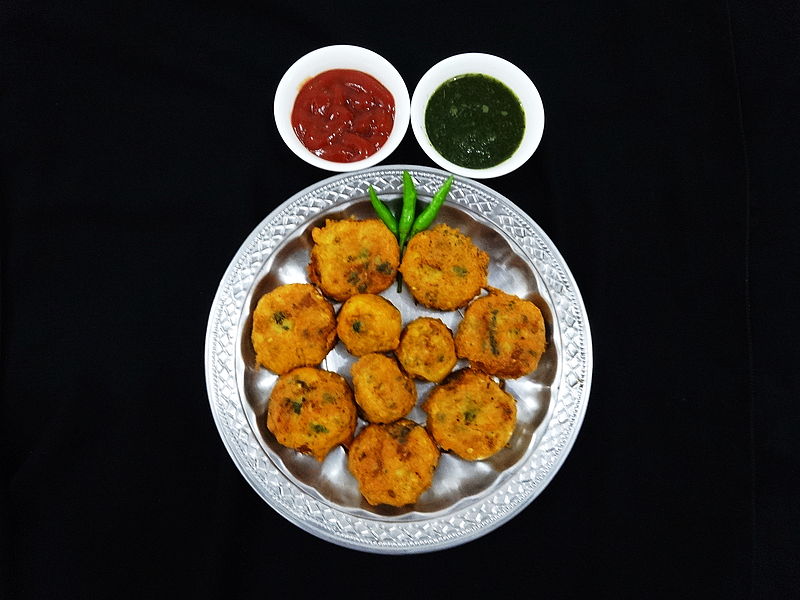 File:Batata Vada ..JPG