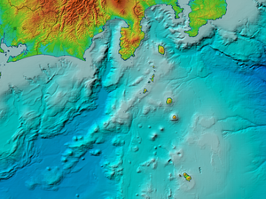 伊豆七島と銭洲海嶺付近の海底地形図