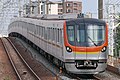 Tokyo Metro seri 17000