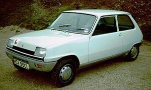 Renault 5 first generation light blue.jpg