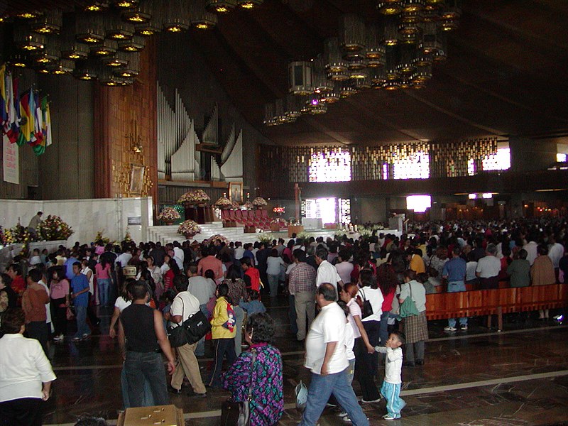 File:S d n Sra d Gdpe - Basílica de Nuestra Señora de Guadalupe interior.jpg