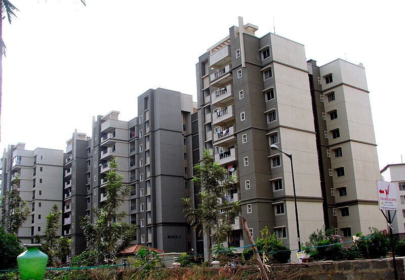 File:Sobha Primrose 8-14-2010 5-07-41 PM.JPG