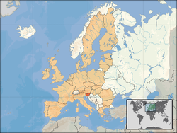 Kinaroroonan ng  Eslobenya  (kahel) – sa lupalop ng Europa  (kamelyo & puti) – sa Unyong Europeo  (kamelyo)