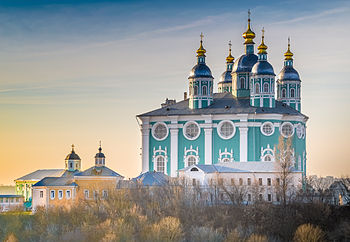 Assumption Cathedral in Smolensk Photograph: Николай Смолянкин Licensing: CC-BY-SA-3.0