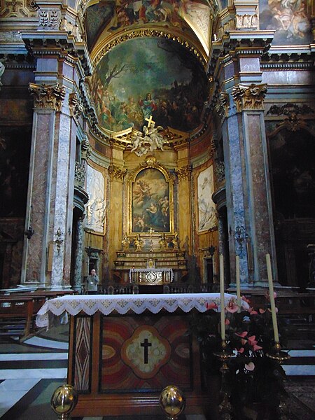 File:Chiesa di Santa Maria Maddalena (Roma) 10.jpg