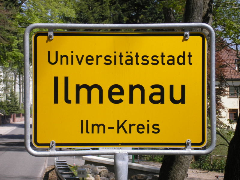 File:Ortseingangsschild Ilmenau.jpg