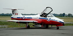 Eine Canadair CL-41 der Snowbirds