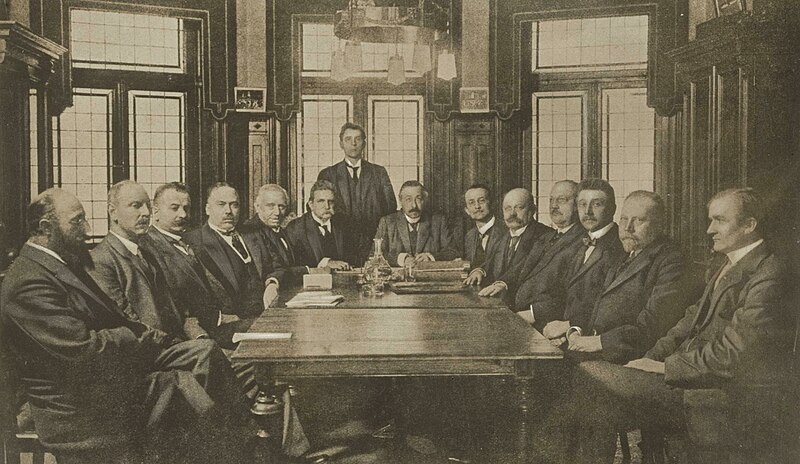 File:Dutch-Scandinavian Committee preparing the Peace Congress in Stockholm (1917).jpg