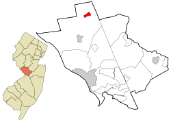 Location of Hopewell in Mercer County highlighted in red (right). Inset map: Location of Mercer County in New Jersey highlighted in orange (left).