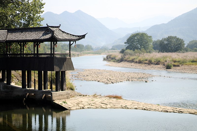 File:Ancient Weir view.jpg