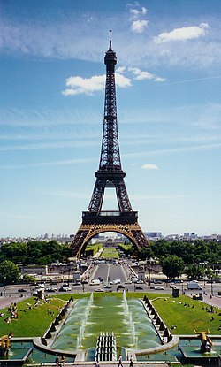 आइफिल टावर, फ्रान्स