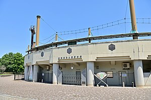 鹿窪運動公園野球場のスタンド外観