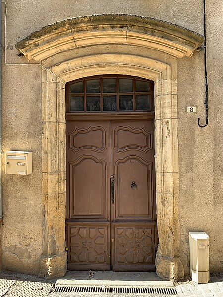 File:Porte Immeuble 8 rue Chevalière - Marcigny - 2020-08-15 - 1.jpg