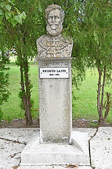 Kertészsziget, Kossuth Lajos-mellszobor 2024 01.jpg