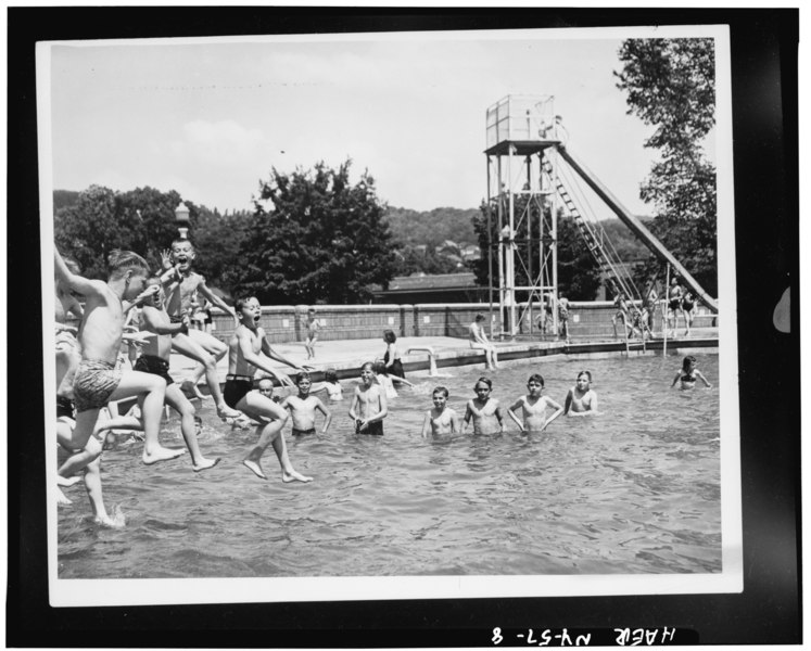 File:Photocopy of photograph (Frank Chetko, photographer) showing DETAIL OF SWIMMERS - Charles F. Johnson Pool, Charles F. Johnson Park, Johnson City, Broome County, NY HAER NY,4-JOCI,1A-8.tif