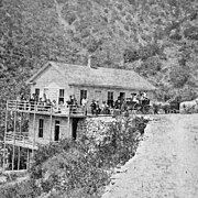 Montecito Hot Springs Hotel in 1877.jpg