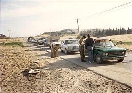 Description de l'image Jabalya1988roadblock.jpg.