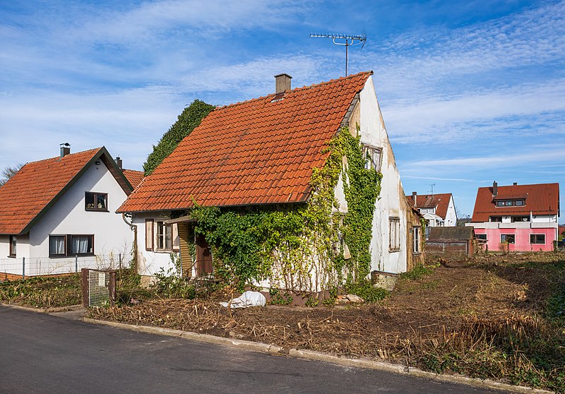 File:Heilbronn - Böckingen - Kreuzgrund - Lindenhof 4 - Ansicht von WSW (2).jpg