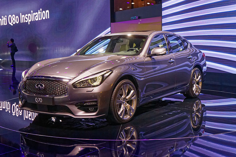 File:Infiniti Q70 - Mondial de l'Automobile de Paris 2014 - 001.jpg