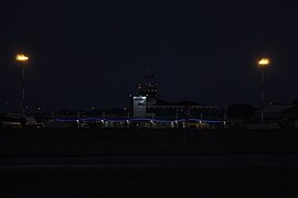 Aeroporto Gino Lisa notturno.jpg