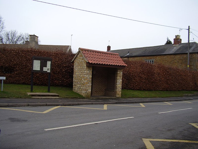 File:High Road bus shelter, Barrowby - geograph.org.uk - 2817649.jpg