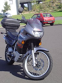 Honda Transalp XL600V 1994-1997 met vernieuwde kuip