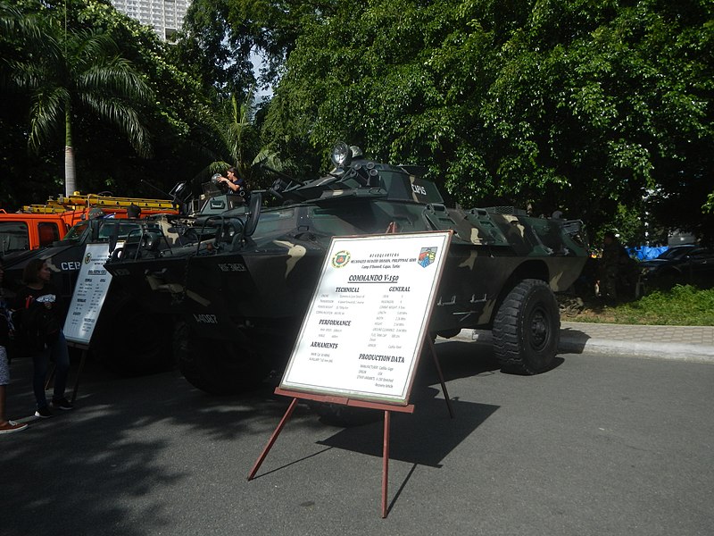 File:9942Independence Day, Rizal Park 48.jpg