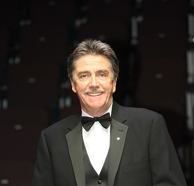 File:Cliff-Thorburn-2010 (cropped).jpg