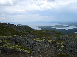 Näkymä Kivakkatunturilta kohti Oulankajoen suuta.