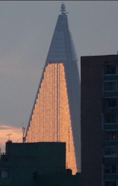 Ryugyong_Hotel_Pyongyang_May2018