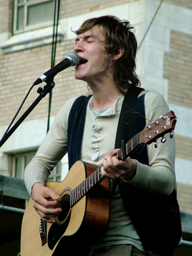 File:Landon Pigg 2008.jpg