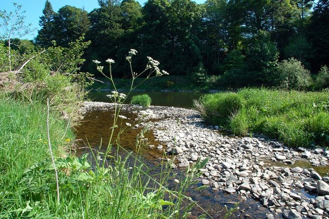 File:The Ale Water Joins The Tweed - geograph.org.uk - 1347040.jpg