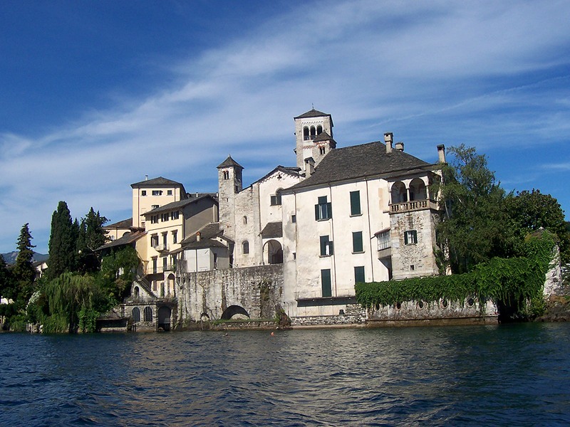 File:320IsolaSanGiulio.jpg