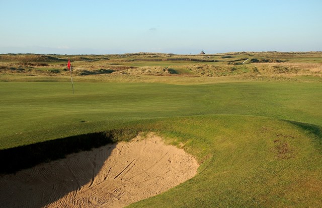 File:Prestwick Golf Course - geograph.org.uk - 1096628.jpg