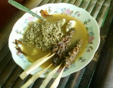 File:Lontong kupang.jpg