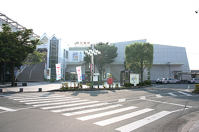 File:Tendō Station East Entrance.jpg