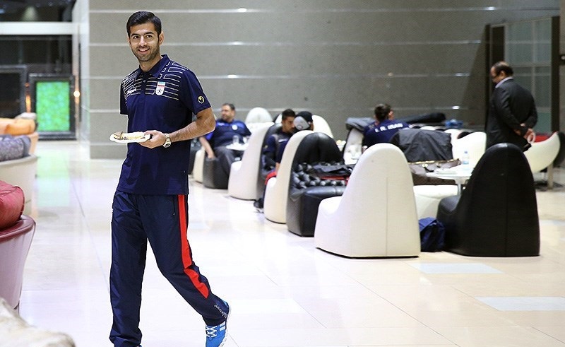 File:Iran national football team convoy to the Brazil for 2014 FIFA World Cup 07.jpg