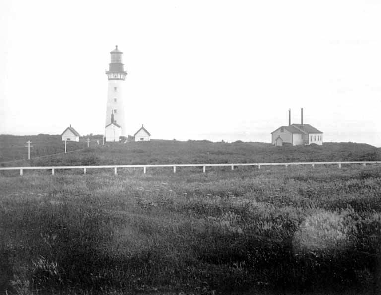 File:Light house on Destruction Island, June 1907 (WASTATE 1368).jpeg