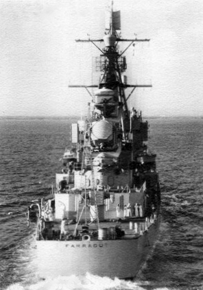 File:USS Farragut (DLG-6) aft view c1962.jpg