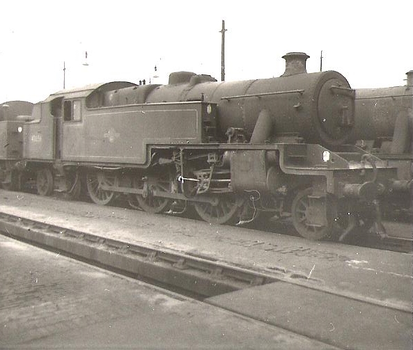 File:42656 at Trafford Park shed, Manchester - geograph.org.uk - 3729084.jpg