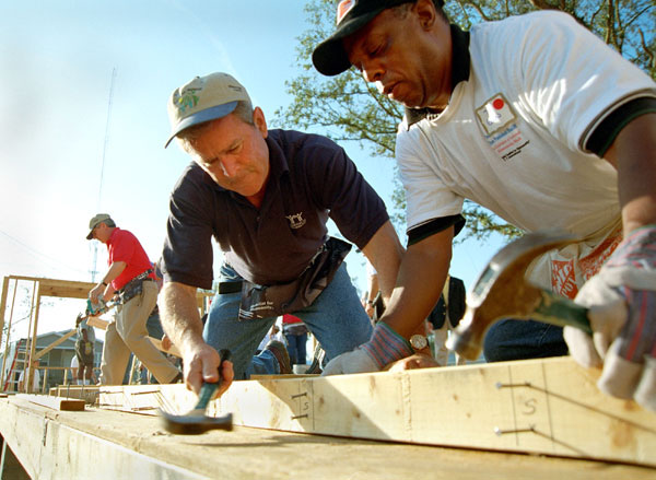 File:George Bush with Habitat for Humanity.jpg