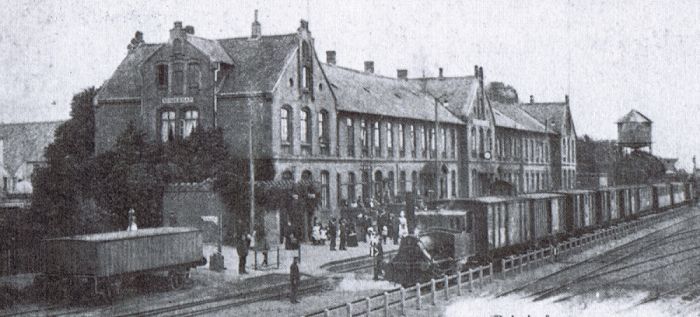 Datei:Bahnhof-Nordenham.jpg